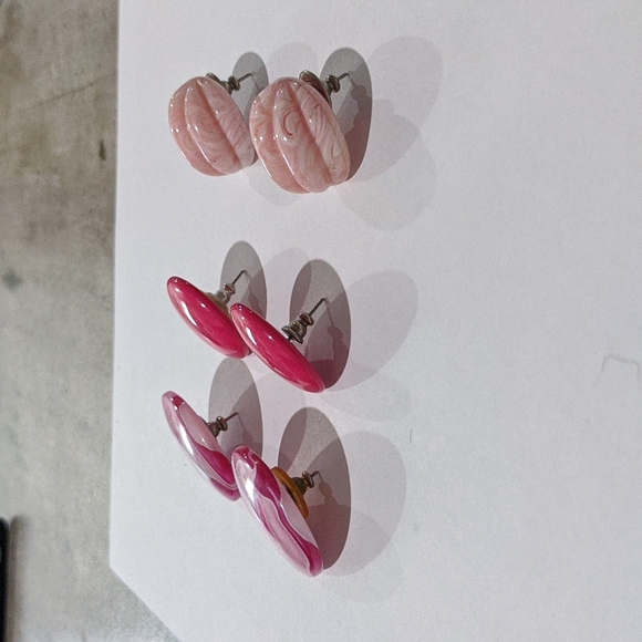 Vintage Pink Earring Set - Picture 6 of 8